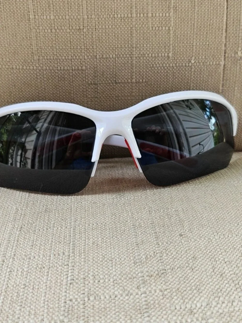 Fashion Men Sunglasses Wrap Style Sport Eyewear white Frame Shades New